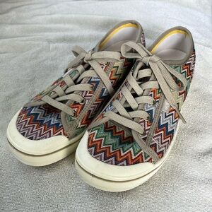 Keen sneakers size 7. NWOT